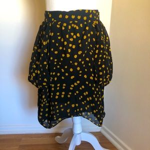 Whistles black and gold printed silk skirt Size 8 #0446